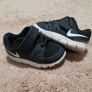 7C Toddler boy shoes